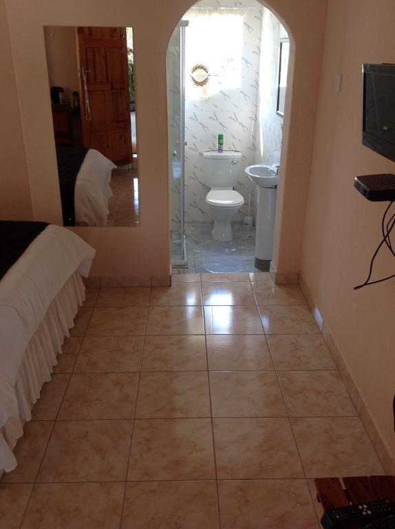 Lynns Guest House Bulawayo Luaran gambar